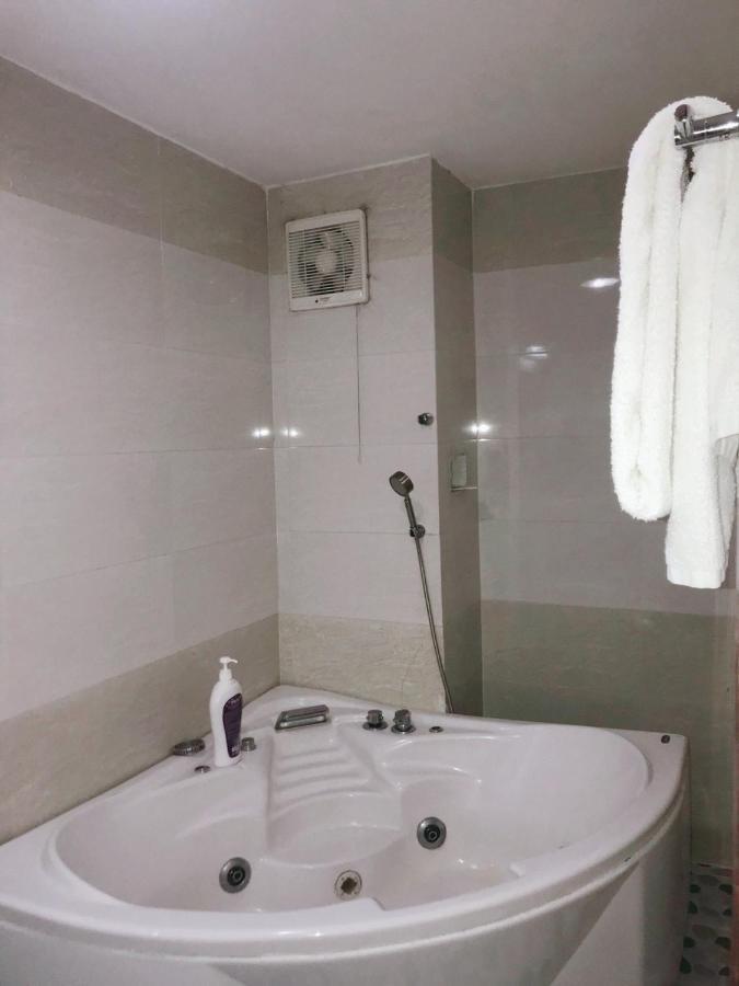 Thien Ha Hotel Thu Dau Mot Exterior photo
